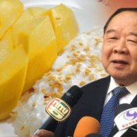 Prawit wird am Sonntag 10.000 chinesische Touristen mit fünf Tonnen Mango Kleb-Reis versorgen