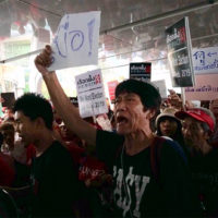 Politiker sagen, Thailand steht vor einer defekten Demokratie die schlimmer als eine Militärdiktatur ist