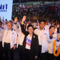 Die Pheu Thai Partei behauptet, genug Unterstützung zu haben, um eine Koalition zu bilden