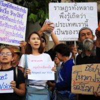 Die öffentliche Wut über die Ausfälle der Wahlkommission steigt immer weiter an