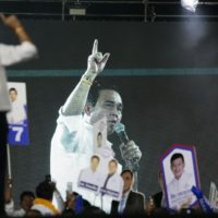 Prayuths Regierung behält die volle Kontrolle, sagt Wissanu
