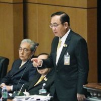 Premierminister Prayuth ruft zum gegenseitigen Respekt auf und verspricht, das Land nach vorne zu führen