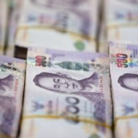 Führende Wirtschaftsverbände fordern die Zentralbank auf, die Aufwertung des Baht zu verlangsamen