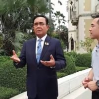 Prayuth sucht nach Maßnahmen zur Verbesserung der Lebensqualität der Geringverdiener