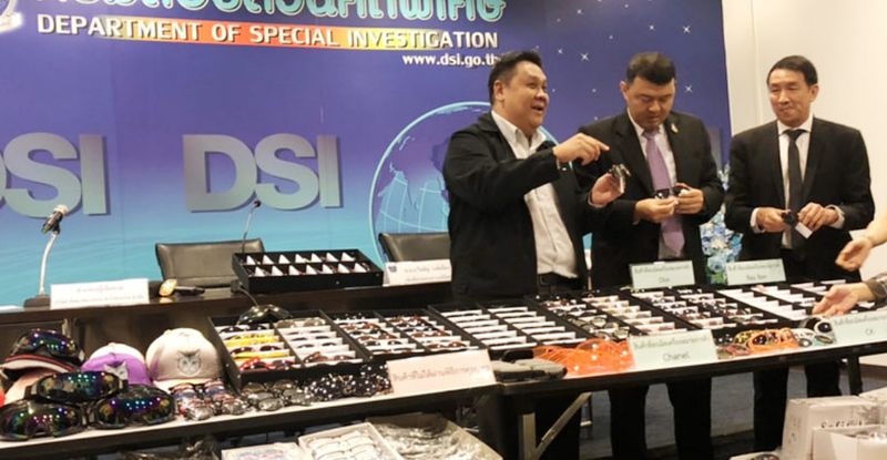 Gefälschte Markenprodukte im Wert von 50 Millionen Baht beschlagnahmt