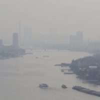Prayuth denkt über ein Auto-Verbot in den von der Luftverschmutzung betroffenen Gebieten nach