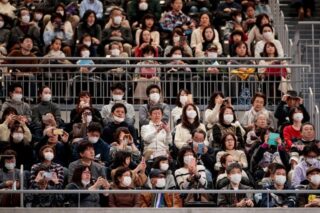 Olympiachef von Tokio "äußerst besorgt" über tödliche Coronaviren