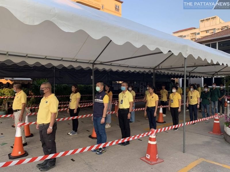 Einwanderungsbehörde in Jomtien setzt neue Standards für eine soziale Distanzierung