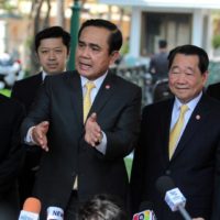 Thailands Top Wirtschaftsführer sind bereit der Regierung zu helfen