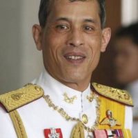 Seine Majestät der König genehmigt 1,9 Billionen Baht zur Begrenzung der Auswirkungen von Covid-19