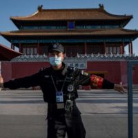 Aus Angst vor der Rückkehr von Covid-19 verwandelt sich Peking in eine virtuelle Festung