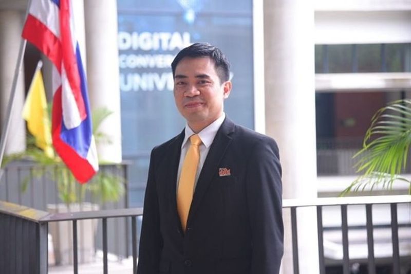 Dr. Nattaphan Supaka, Direktor der Abteilung für Beziehungen und internationale Beziehungen