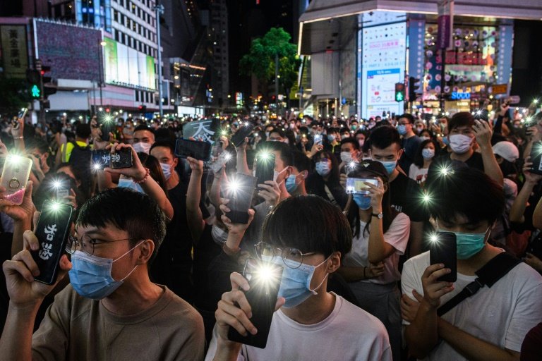 China zensiert das Internet in Hongkong, US-amerikanische Technologiegiganten widersetzen sich