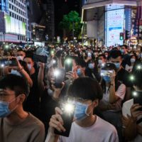 China zensiert das Internet in Hongkong, US-amerikanische Technologiegiganten widersetzen sich
