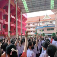 Schüler veranstalten Flash Mobs in Solidarität mit den Anti-Regierungs-Protesten