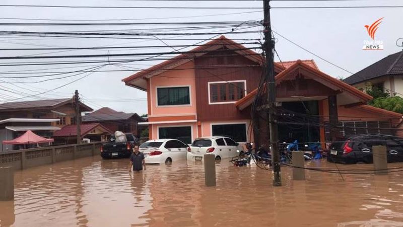 In den nördlichen und nordöstlichen Provinzen Thailands wurden schwere Überschwemmungen gemeldet