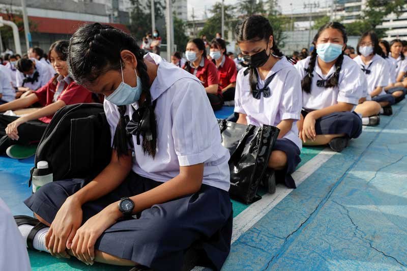 "Unsere erste Diktatur ist die Schule": Aufstand der thailändischen Kinder