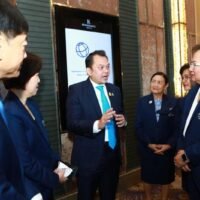 Das Bildungsministerium möchte einheimische Englischlehrer einstellen