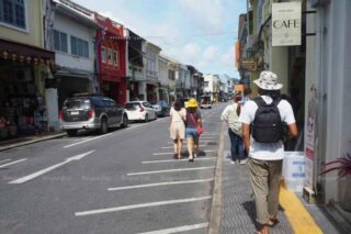 Phuket liegt im Koma da sich die Verluste für den Tourismus auf 400 Milliarden Baht belaufen