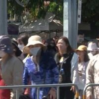 Der führende Arzt sagt, Thailand sollte noch sechs Monate lang nicht für Touristen geöffnet sein