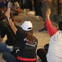 Akademiker und Politiker über den Weg zur Einheit gespalten