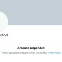 Twitter sperrt einen royalistischen Account, der mit der Einflussnahme auf die Kampagne verknüpft ist