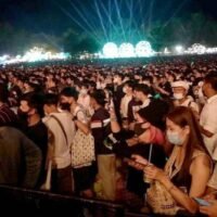 Prayuth droht mit der Durchsetzung des Notstandsdekrets falls sich die Situation der Covid-19 Pandemie im Land verschlechtern sollte.