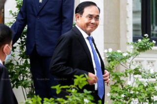 Die Entscheidung des Verfassungsgerichts über Prayuths Militärwohnung ärgert die Schüler