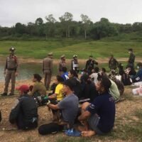 Untersuchung gegen 20 Polizeibeamte eingeleitet, die im Verdacht stehen, am Schmuggel illegaler myanmarischer Arbeiter beteiligt zu sein