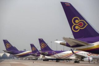 Thai Airways hat nach eigenen Angaben rund 240 Führungspositionen abgebaut