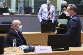 EU zielt auf 11 myanmarische Beamte wegen Staatsstreichs und Niederschlags ab