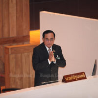 Premierminister Prayuth entschuldigt sich für seinen Spray „Witz“