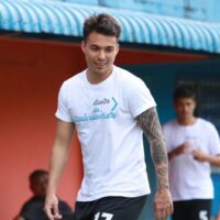 Der Fußballer der thailändischen Nationalmannschaft, Charyl Chappuis, wurde positiv auf Covid-19 getestet