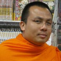 Ein bekannter thailändischer Mönch wurde untersucht, weil er den Umgang der Regierung mit der Pandemie kritisiert hatte