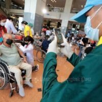 Kommerzielle Titanen ärgern sich über begrenzte Impfstoffe