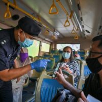 Malaysia verhängt eine Sperrung, während Südostasien den Virusanstieg bekämpft