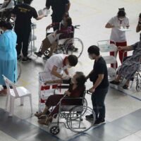 Letzter Anruf für ältere Expats, die eine Impfung wollen