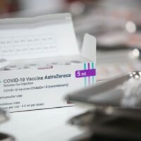 Der Mangel an Impfstoffen lässt Zweifel an den Impfzielen der Regierung aufkommen