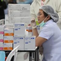 Medizinisches Personal an vorderster Front schüttet ihr Herz aus