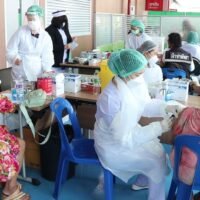 Vier weitere Covid-19 Todesfälle, 669 Neuinfektionen in Chon Buri