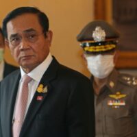 Prayuth schwört, sein Bestes zu geben und nicht zurückzutreten