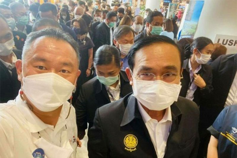 Prayuth isoliert sich nach Phuket Exposition selbst