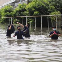 Samut Prakans Bangpoo Industrial Estate überflutet