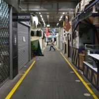 Melbourne unter Coronavirus Ausgangssperre nach Straßenpartys und Kneipentouren