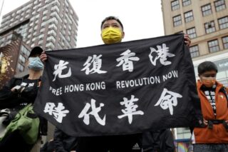 Biden bietet Hongkongern in den USA einen sicheren Hafen