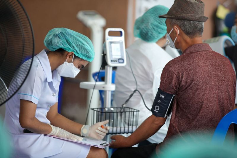 Chon Buri Covid-19 Infektionsrate bleibt hoch, ein Todesfall