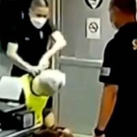 Die Anwälte im Folterfall der Polizei ziehen wegen Erpressungsvorwürfen in den Krieg