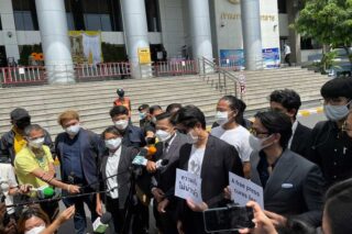 Das Zivilgericht blockiert die Verordnung des Premierministers zur freien Meinungsäußerung