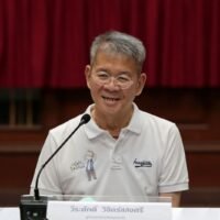 Beliebter Gouverneur denkt über einen Posten in einer anderen Provinz nach