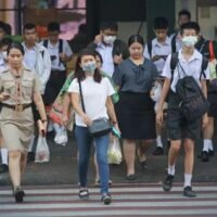 Das thailändische Bildungsministerium will die Schulen bis November wieder öffnen